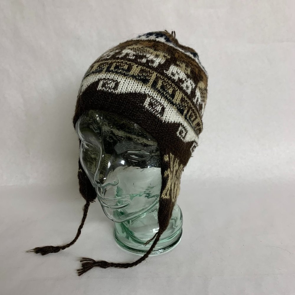 Peruvian handmade - hat - warm winter - knitted in wool